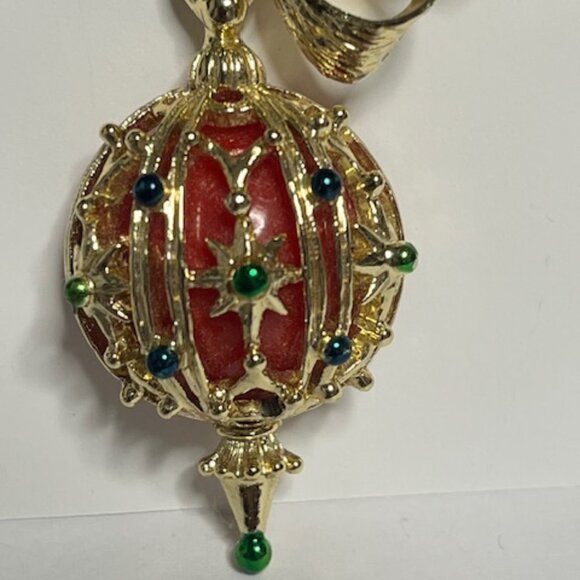 VTG Christmas Ball Ornament Brooch Enamel & Acrylic Movable Brooch Pin 1"x2.25 - Picture 3 of 13